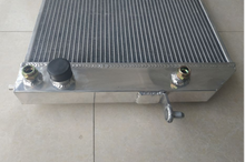 Load image into Gallery viewer, Aluminum Radiator for 1996-2005 Chevrolet Astro GMC Safari 4.3L V6 1997 1998