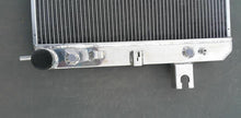 Load image into Gallery viewer, FOR Jeep Liberty KJ 3.7L V6 2002-2006 2003 2004 2005 AT/MT aluminum radiator