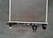Load image into Gallery viewer, Brand New Radiator for Holden Astra/Zafira TS 1.8L /2.0L Auto Manual 10/98-11/04