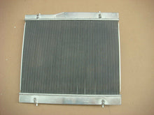 Load image into Gallery viewer, Aluminum Radiator for TOYOTA HIACE 2.7L LWB / TRH petrol AT/MT 2005 on