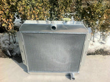 Load image into Gallery viewer, FOR 3 ROW ALUMINUM RADIATOR Chevy / GM Pickup Truck Manual 1960 1961 1962