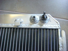 Load image into Gallery viewer, 3 ROW Aluminum Radiator for Toyota Hilux surf KZN130 1KZ-TE 3.0 TD 93-96
