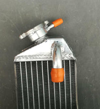 Load image into Gallery viewer, NEW aluminum Radiator for YAMAHA YZ80E1 YZ80 1993-2001 94 95 96 97 98 99 00 01
