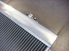 Load image into Gallery viewer, Full aluminum 3 CORE race radiator fit for holden V8 chevy motor universal
