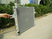 Load image into Gallery viewer, aluminum radiator 99-05 JEEP GRAND CHEROKEE 4.0L L6 LAREDO/LIMITED/OVERLAND 6
