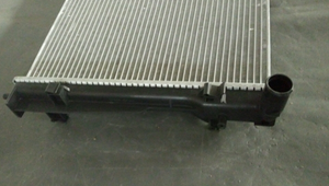 Radiator For Holden VY Commodore V8 SS AUTO/MANUAL LS1 GEN3 2002 2003 2004 05 02